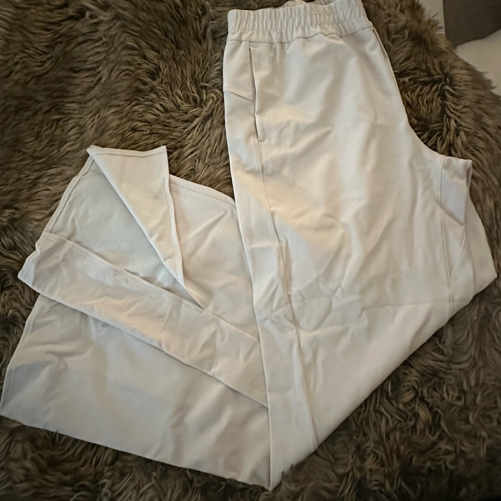 Lululemon Athletica Cream Women's Trousers